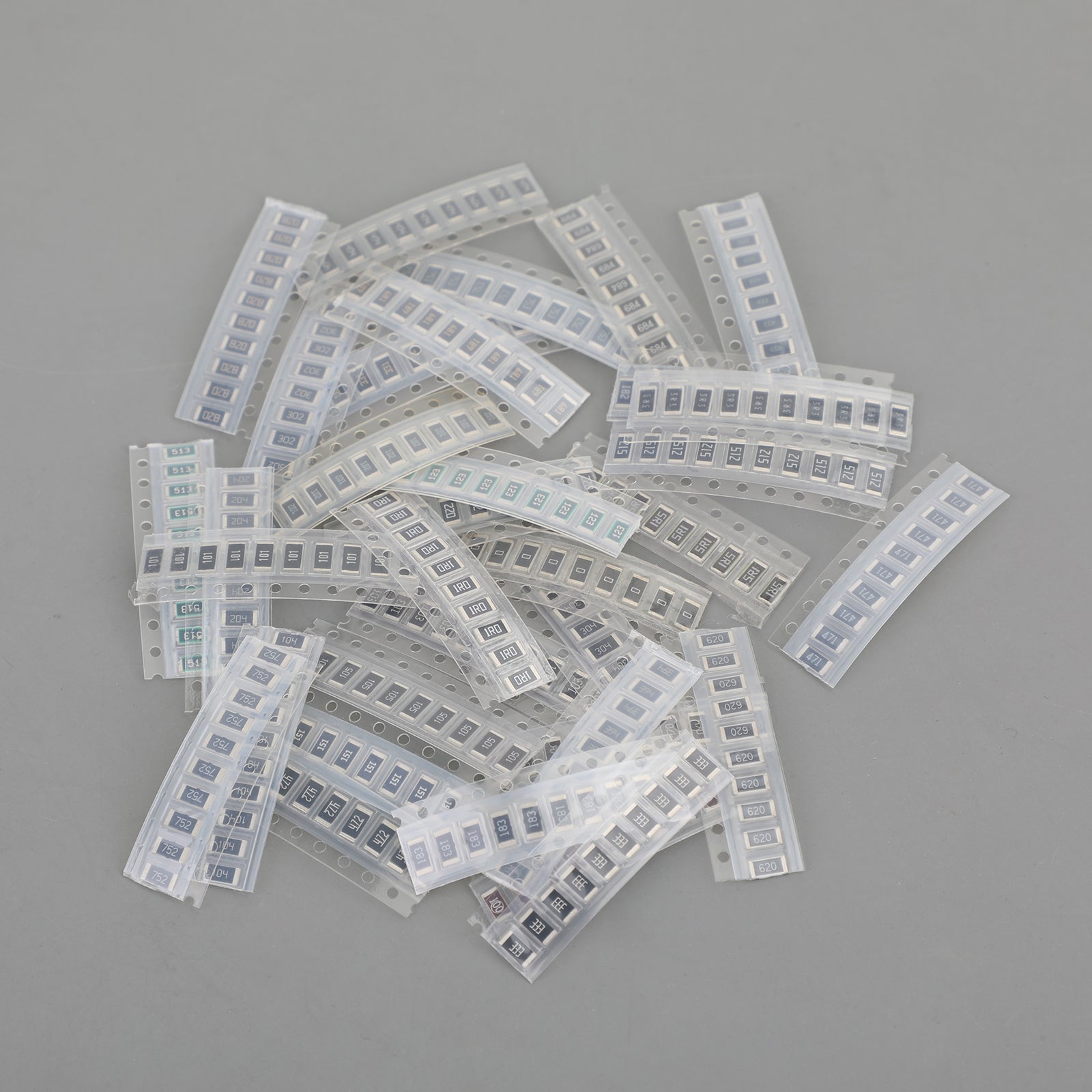 330PCS 2010 SMD Resistor Assorted Kit 1R-1M Ohm 5% 33 Values x 10PCS