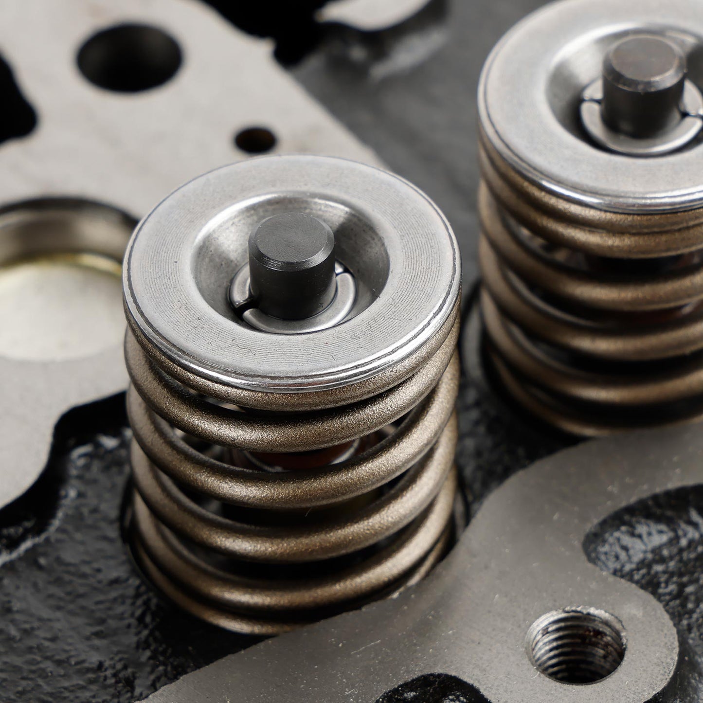 Complete Engine Cylinder Head Assembly for Kubota D1703 Engine – Fits Bobcat 238 325 Excavator