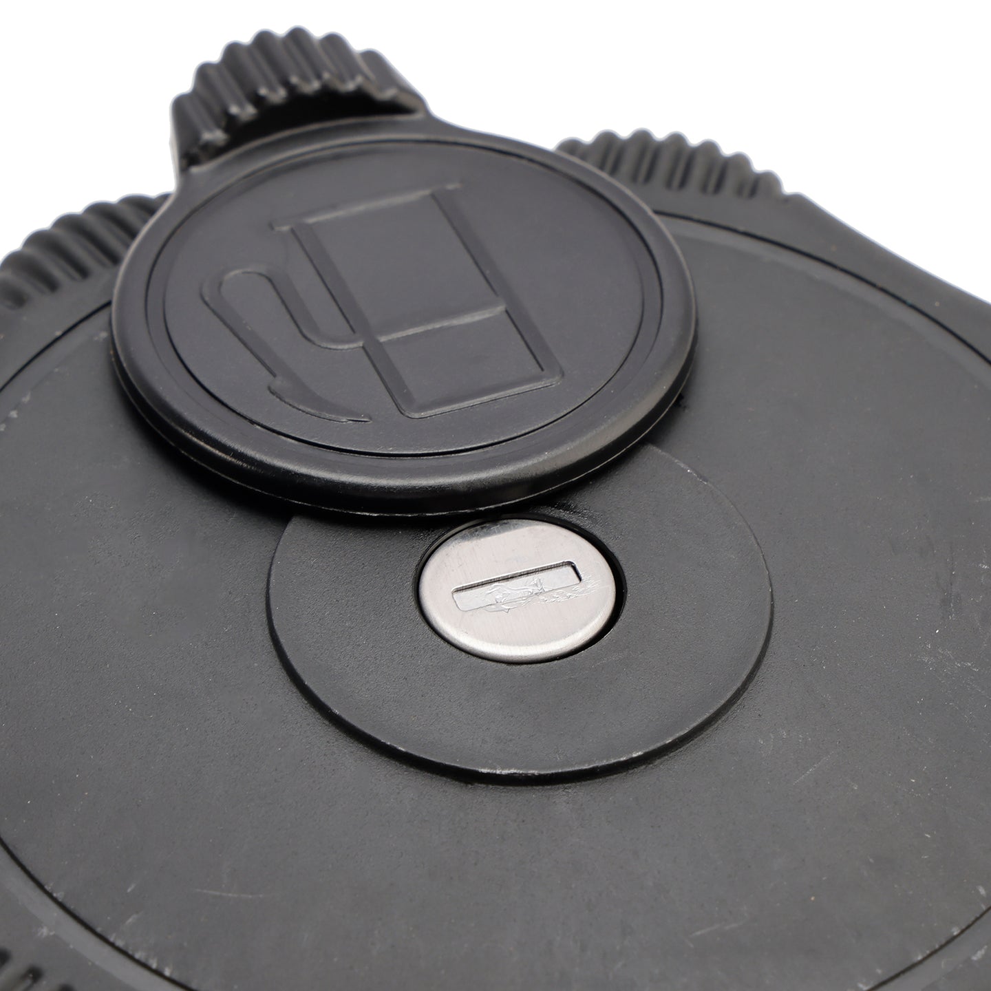 Fuel Tank Cap 7041664 With Keys For Liebherr R924 R944 Kubota U55-4 KX057-4